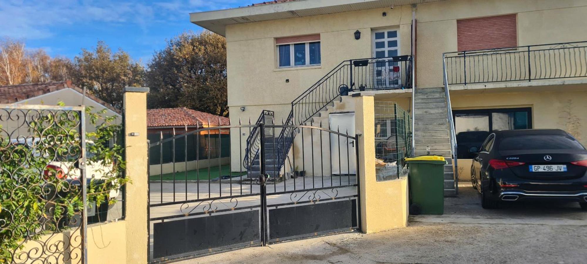 Apartamento Joli T1 Bis Fonctionnel A Montussan Exterior foto